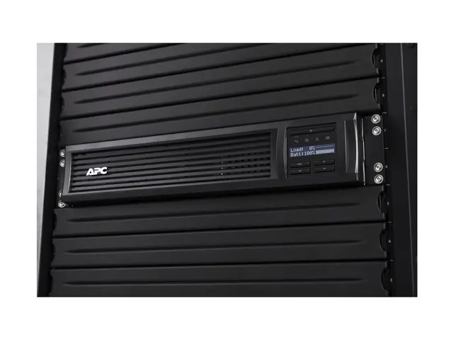 APC Smart-UPS 750VA LCD RM - UPS (kan monteres i rack) AC 230 V 50...