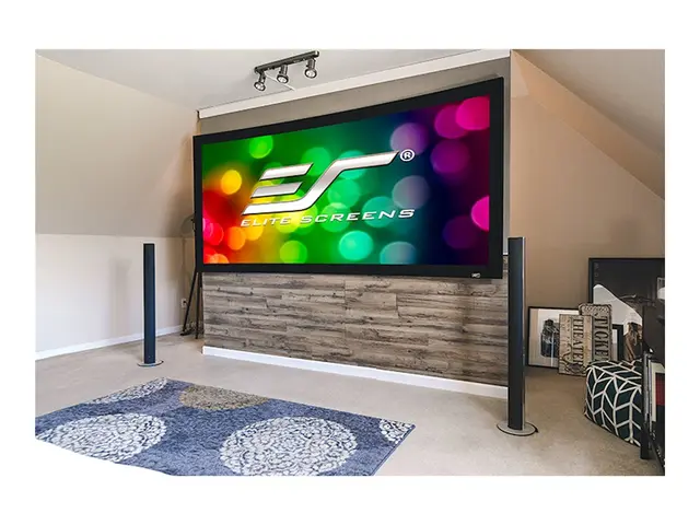 Elite Screens Lunette Series CURVE135WH1 - Projeksjonsskjerm - veg...