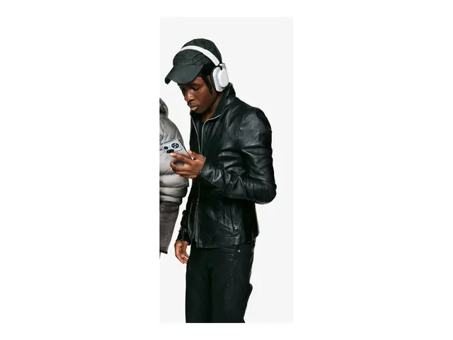 Nothing Headphone (a) - Hodetelefoner med mikrofon full størrelse - Bluetooth - aktiv støydemping - hvit 