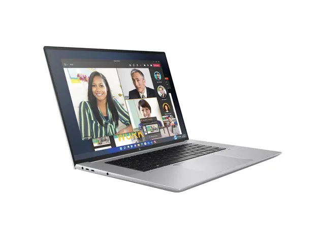 HP ZBook Studio G11 Mobile Workstation - AI PC, 16" Intel Core Ult...
