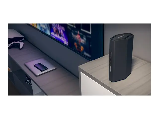 NETGEAR Nighthawk RS100 - Trådløs ruter 4-portssvitsj - 1GbE, 2.5G...