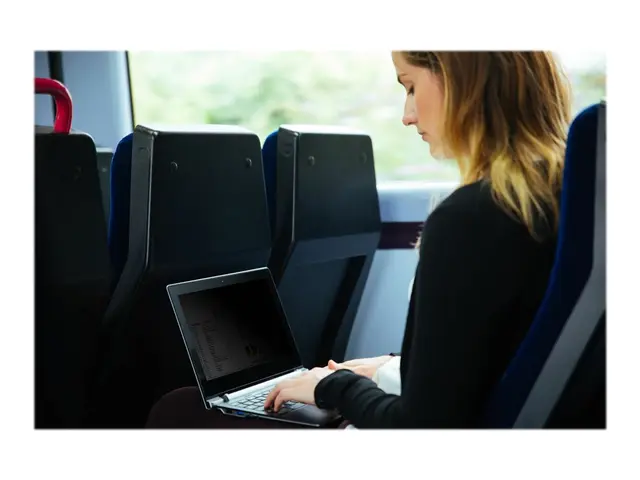 Targus Privacy Screen - Notebookpersonvernsfilter avtakbar 15,6" b...