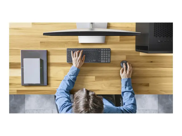 Dell Pro 7 MS746 - Mus - oppladbar, kompakt - høyre- og venstrehån...