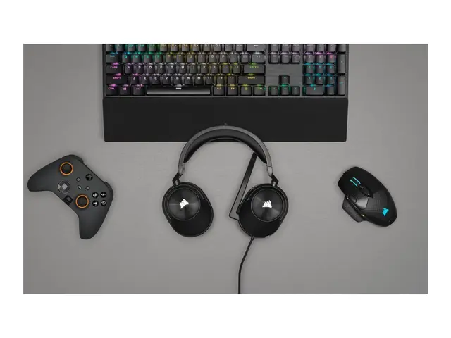 CORSAIR Gaming HS55 SURROUND - Hodesett full størrelse kablet 3,5 ...