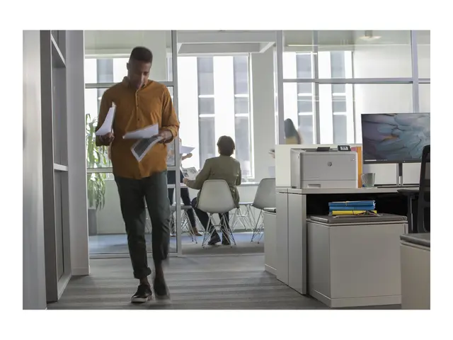 HP Color LaserJet Enterprise M455dn - Skriver - farge - Dupleks - ...