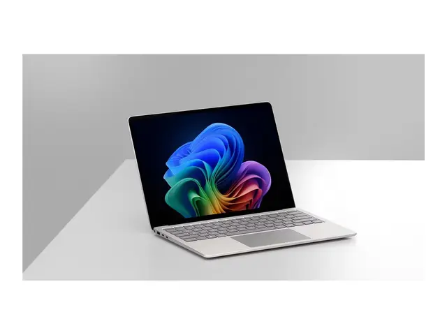 Microsoft Surface Laptop Copilot+ PC - 7th Edition AI Ready 13.8" ...