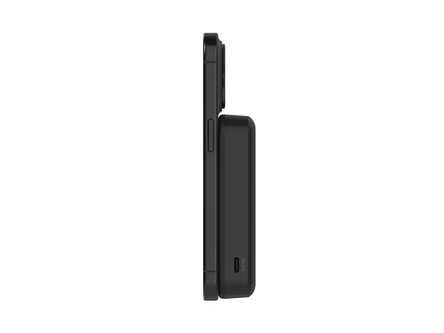 Belkin BoostCharge Pro - Trådløs nødlader magnetisk med Qi2 10000 ...