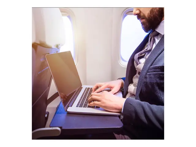 StarTech.com 13.3in Laptop Privacy Screen, Anti-Glare Filter for W...