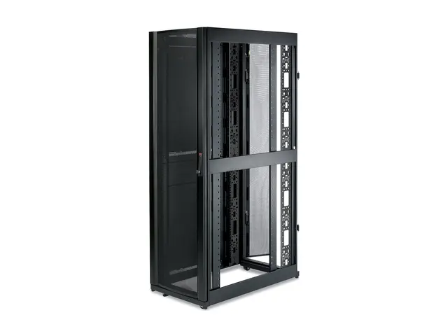APC - Rack-kabelføringssett - svart - for NetShelter SX