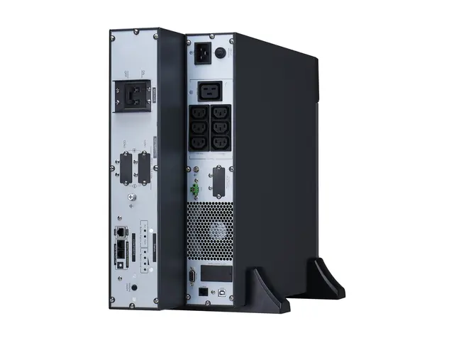 APC Easy UPS On-Line - (kan monteres i rack) AC 230 V 2700 watt 30...