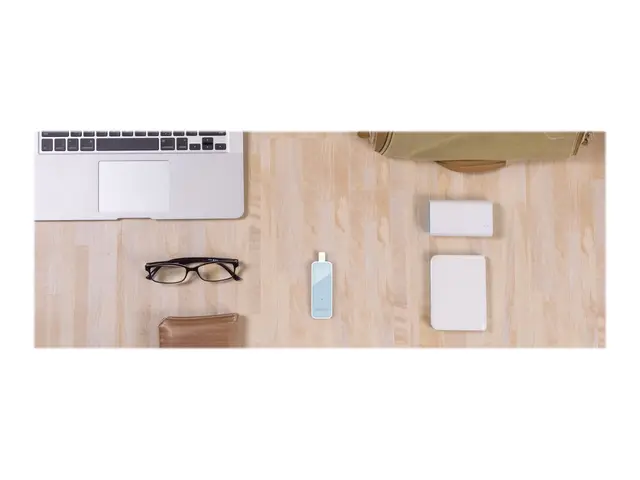TP-Link UE200 - Nettverksadapter - USB 2.0 - 10/100 Ethernet