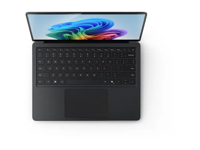 Microsoft Surface Laptop Copilot+ PC for Business - 7th Edition AI...