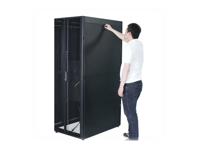 APC Easy Rack - Rack-sidepanel - svart - 42U - 19"