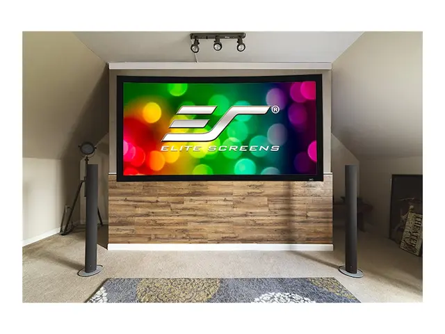 Elite Screens Lunette Series CURVE135WH1 - Projeksjonsskjerm - veg...