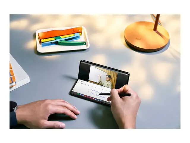 2nd-A Galaxy Z Fold5 256 Black A-grade | Brukt 2 års garanti Grade...
