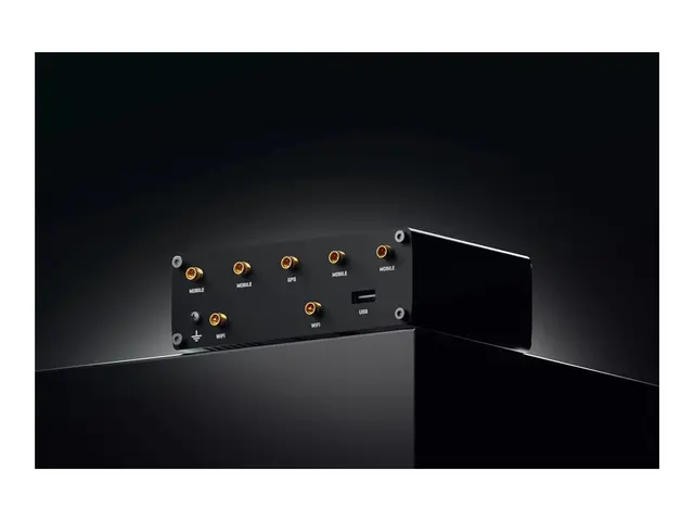 Teltonika RUTM50 - Trådløs ruter 4-portssvitsj 1GbE, PPP Wi-Fi 5 D...