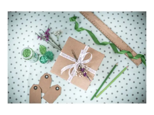 Brother TZe-R234 - Gull på hvitt Rull (1,2 cm x 4 m) 1 kassett(er)...