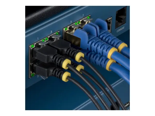 Startech - Koblingskabel - RJ-45 (hann) til RJ-45 (hann) - 30 cm -...