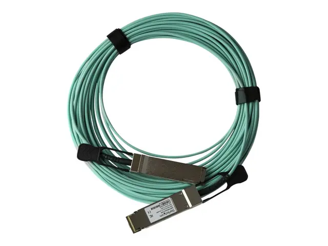 StarTech.com MSA Uncoded Compatible 15m/49.2ft 40G QSFP+ to AOC Ca...