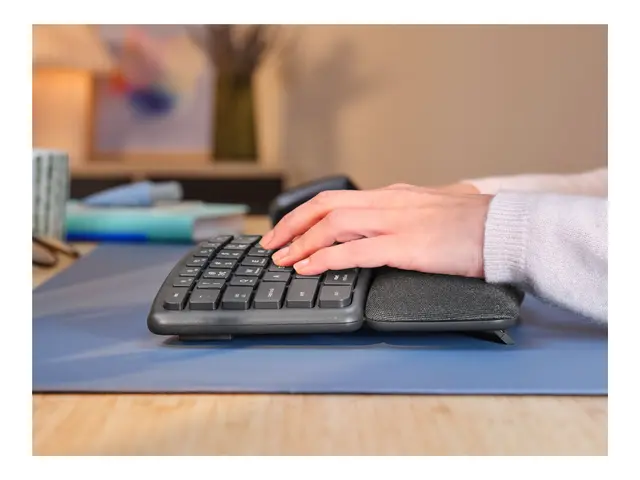 Trust Keyra - Tastatur full size trådløs 2.4 GHz, Bluetooth QWERTY...