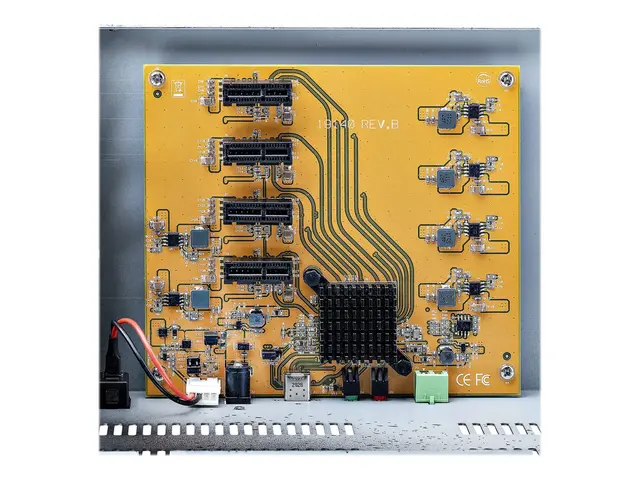 Startech 4-Slot PCIe Expansion Chassis with x2 Host Card, 2.0 - 10...