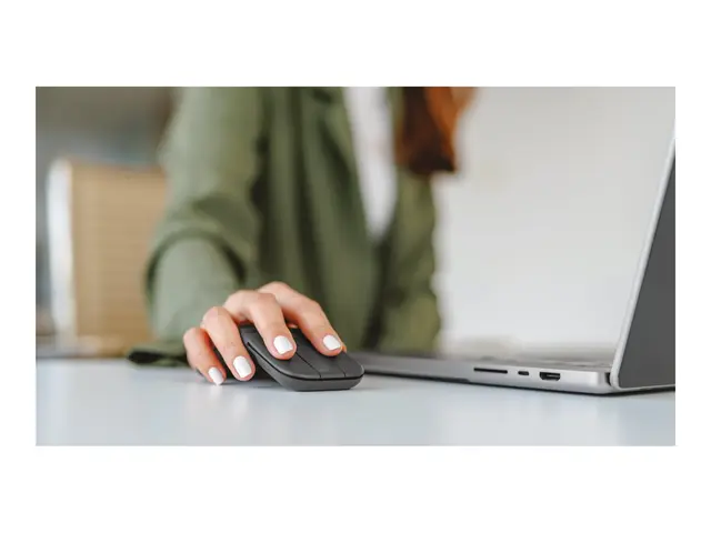 Logitech Mobi Fold for Business - Mus - høyre- og venstrehåndet optisk - 4 knapper - trådløs - Bluetooth 5.0 LE, 2.4 GHz - Logitech Logi Bolt USB-C-mottaker - grafitt 