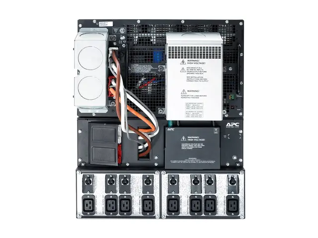 APC Smart-UPS RT - UPS (kan monteres i rack) - AC 220/230/240 V - ...