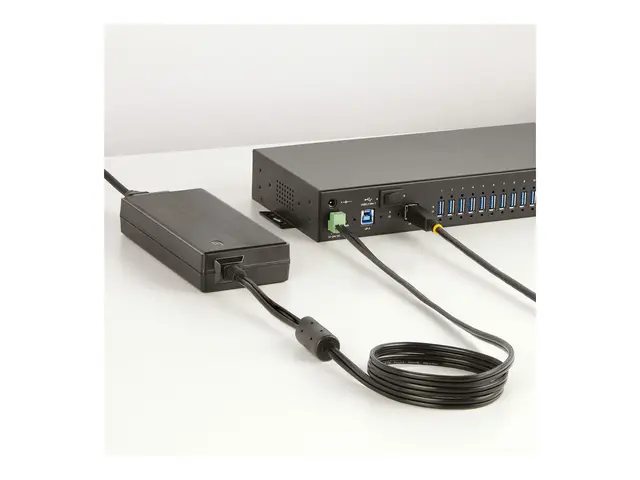 StarTech.com 160W Universal DC Power Adapter (24V/6.6A), 2-Wire Co...