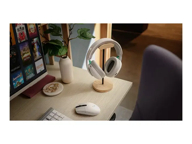 Logitech G G325 - Hodesett - full størrelse Bluetooth / LIGHTSPEED - trådløs - USB-C via Bluetooth-adapter - hvit 