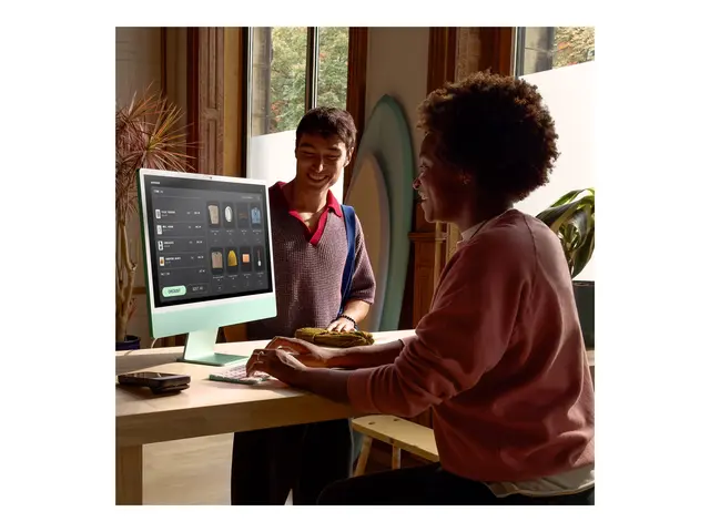 Apple iMac with 4.5K Retina display - alt-i-ett M4 16 GB SSD 512 L...