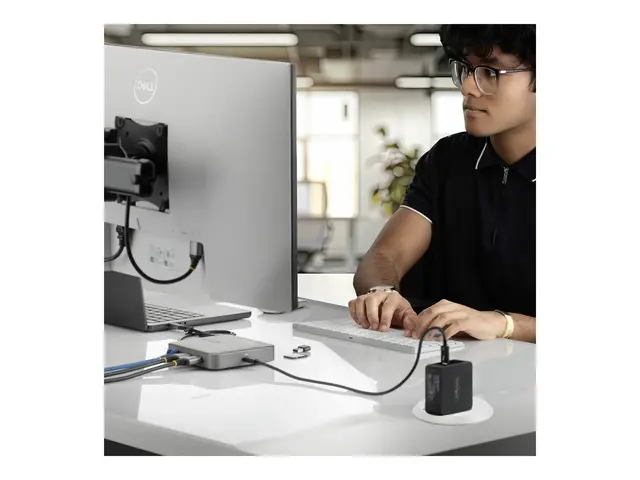 Startech Universal USB C multiport adapter - Apple M1/M2 Dual Disp...