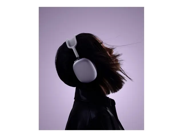 Apple AirPods Max - 2. generasjon hodetelefoner med mikrofon full ...