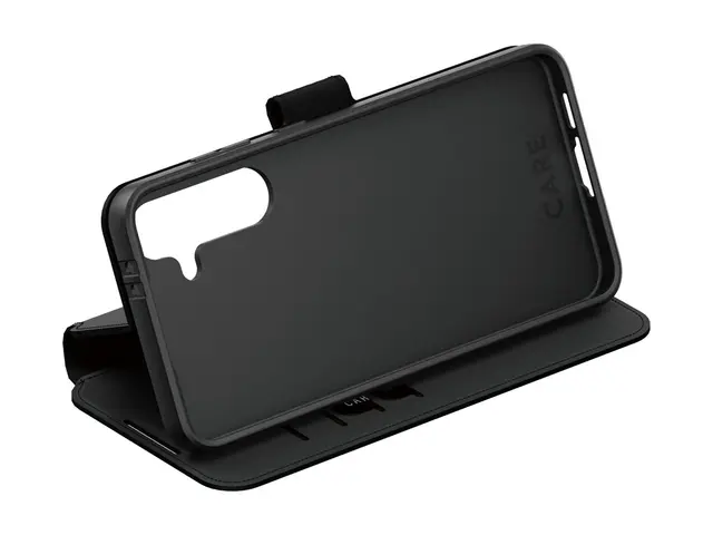 CARE by PanzerGlass - Lommebok for mobiltelefon med stativ - 100 % resirkulert polykarbonat, 35 % resirkulert polyuretan (PU), veganlær 