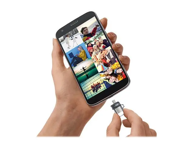 SanDisk Ultra Dual - USB-flashstasjon - 128 GB USB 3.0 / micro USB 