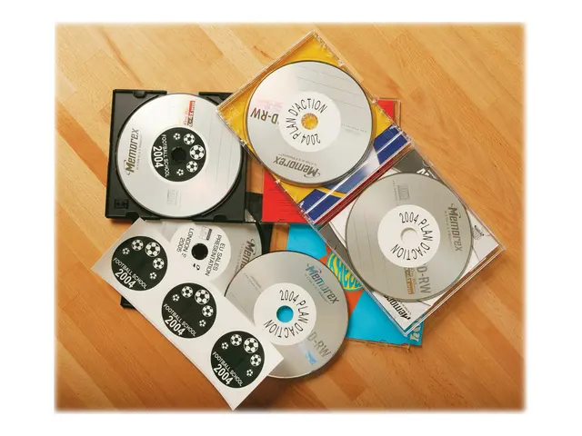 Brother DK-11207 - Svart på hvitt 100 CD/DVD etiketter for QL-1050...