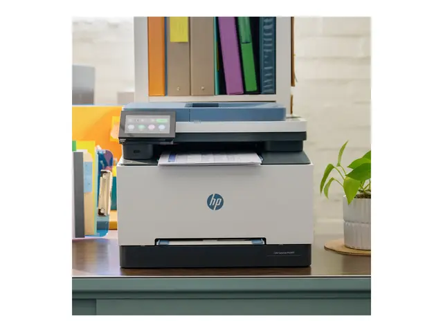 HP Color LaserJet Pro MFP 3302fdw - multifunksjonsskriver farge