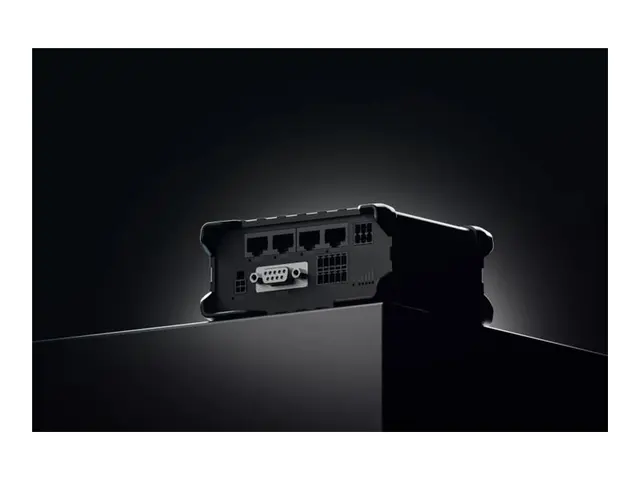 Teltonika RUT956 - Trådløs ruter WWAN 3-portssvitsj 2,4 GHz 3G, 4G...