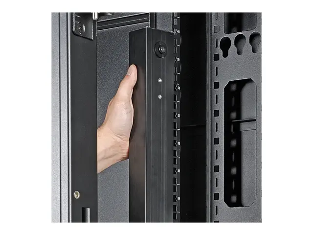Tripp Lite PDU Metered Vertical 7.4W 230V 8 C19 40 C13 IEC 309 32A...