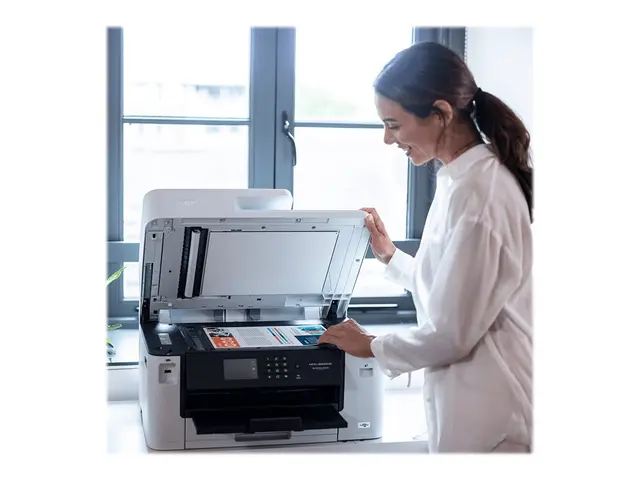 Brother MFC-J5340DW - Multifunksjonsskriver - farge - ink-jet - A3...
