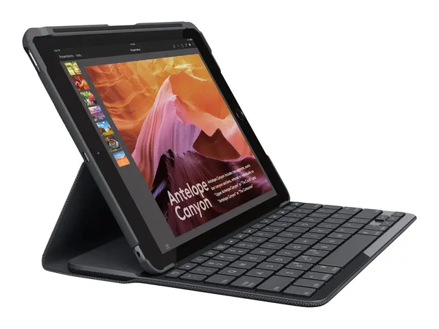 Logitech Slim Folio - Tastatur og folioveske - full size - trådløs...