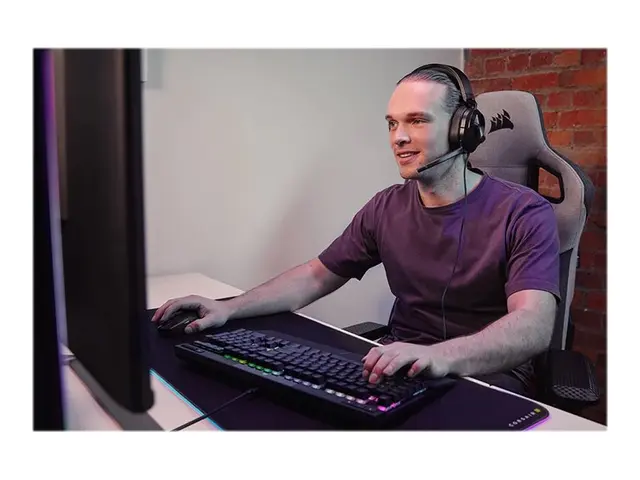 CORSAIR Gaming HS55 SURROUND - Hodesett full størrelse kablet 3,5 ...