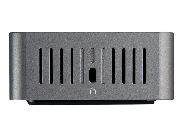 StarTech.com USB-C & USB-A Dock, Hybrid Universal Triple Monitor L...