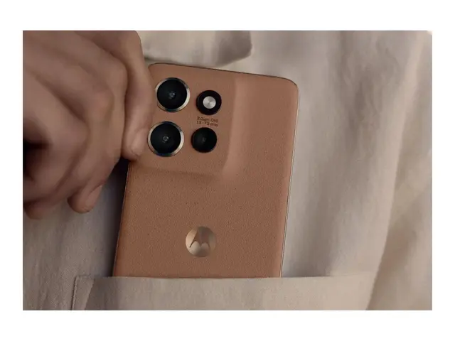 Motorola Edge 50 Neo - Pantone mocha mousse 512 GB