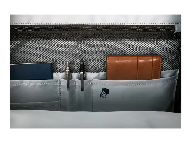 Targus Sagano EcoSmart Travel - Notebookryggsekk 15.6" grå, svart