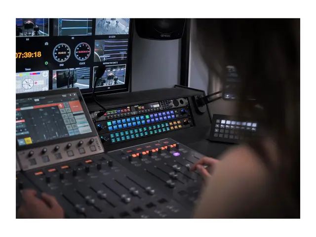 Elgato Stream Deck Studio - Tastegruppe - med NFC - bakbelysning -...