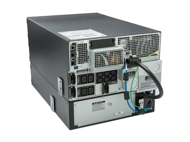 APC Smart-UPS SRT 192V 8kVA and 10kVA RM Battery Pack - Batteriinn...