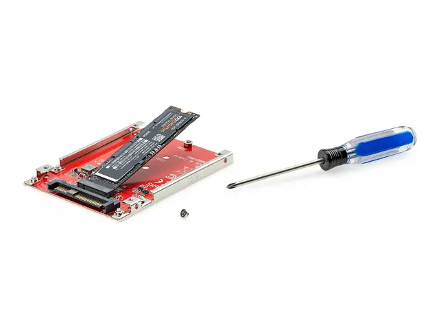 StarTech.com M.2 to U.3 Adapter, For NVMe SSDs, PCIe Drive 2.5inch...