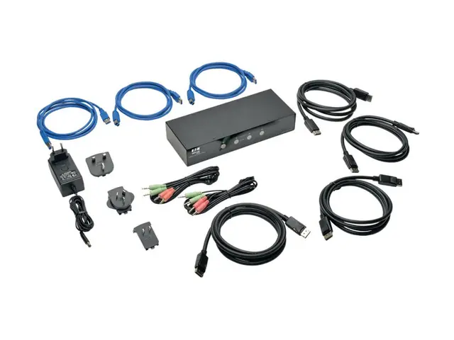 Eaton Tripp Lite series 4-Port DisplayPort KVM Switch w/Audio, Cab...