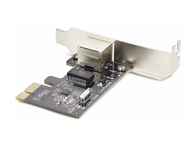 StarTech.com 1-Port Gigabit PCIe Network Adapter Card, TAA Complia...