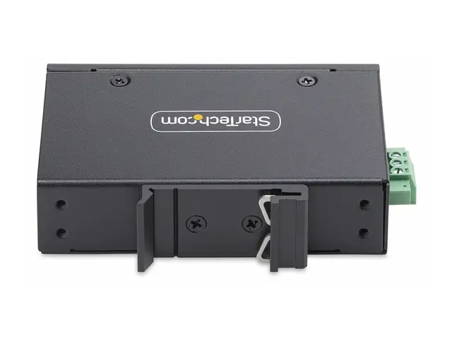 StarTech.com 5-Port Unmanaged Industrial Ethernet Switch - IP30 TA...